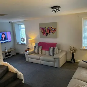  Holiday home Rural Chapel Near Airport Bar & Hot Tub United Kingdom